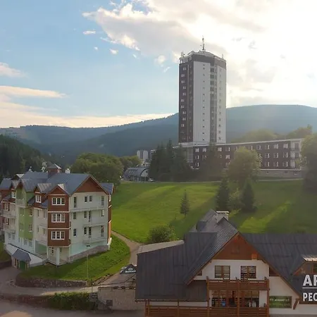 アパート Apartman Pec Pod Snezkou