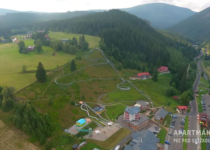 Apartman Pec Pod Snezkou Apartment