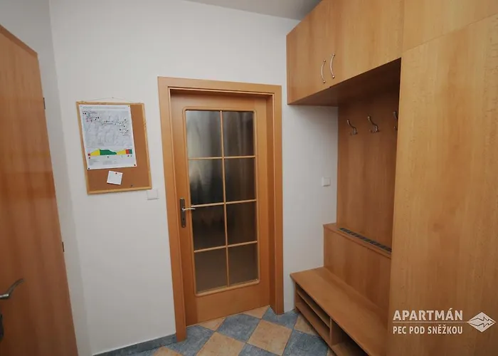 Apartment Apartman Pec Pod Snezkou *